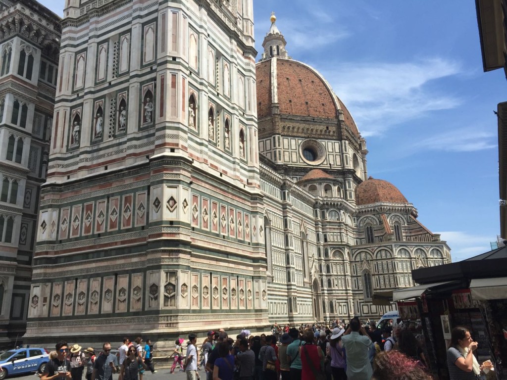 1FTtravel Florence, Italy – Quartiere 1 – Lungarno Corsini, May 18, 2015 – 3 of 13