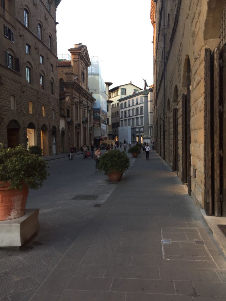 1FTtravel Florence, Italy – Quartiere 1 – Lungarno Corsini, May 18, 2015 – 5 of 16